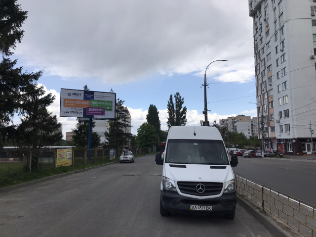 Щит 6x3,  вул. Шолуденко стадіон "Енергетик" навпроти магазину "Лоток" ,ЖК "Квітневий"напрямок центр, Набережна