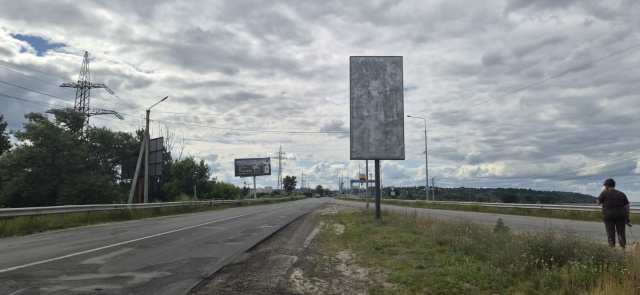 Щит 6x3,  Траса Київ-Десна, (розвилка), 200м за постом ДАІ, напрямок у Вишгород,Київ